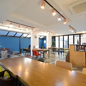 https://hostel-sunnyhill-hongdae.hotelofseoul.com