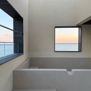 https://h-avenue-songjeong.hotelsinbusan.com
